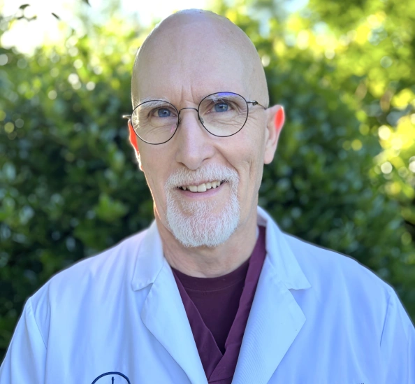 Dr. Pat Gillis DVM - Veterinary Pet Surgery Specialist at Rea Road Animal Hospital Charlotte NC